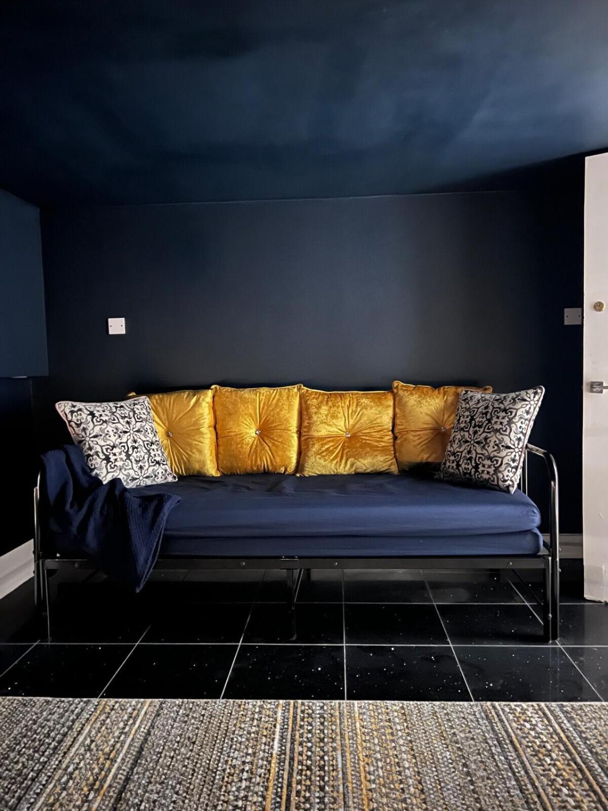 Zozy Happy Land Hotel London Luaran gambar